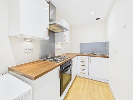 1 bedroom apartment to rent - Photo 4