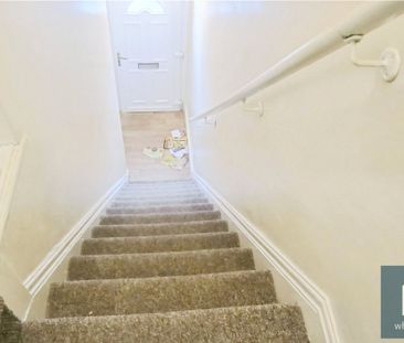 College Street, Crosland Moor, Huddersfield, HD4 - Photo 2