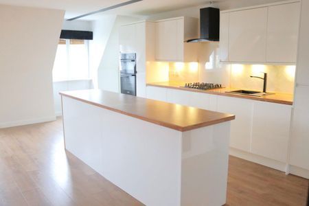 2 Bed Flat - Photo 5