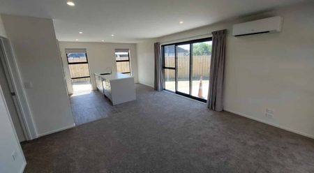 Modern Comfort Meets Convenience - Photo 5