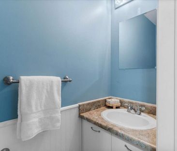 For Lease - 7 Inglis Avenue Unit# Main, Clarington, Ontario - Photo 5