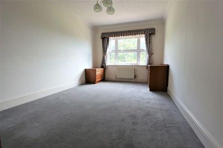 4 bedroom detached house to rent - Photo 5
