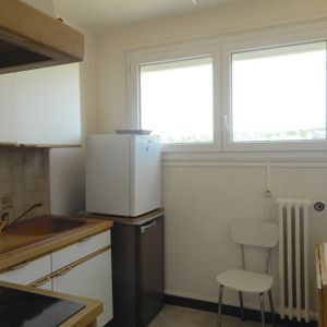 Location Appartement 1 pièce 34m² - Photo 2