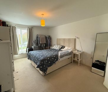 Nicholas Charles Crescent - Photo 1