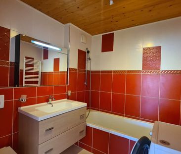 Geräumige 4.5-Zimmer-Wohnung mit Balkon in Cornol - Foto 4