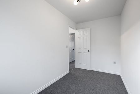 2 Bed Terraced House, Bethel Grove, L17 - Photo 2