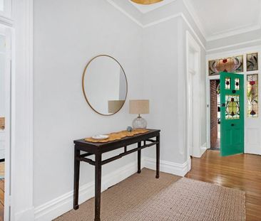 Stylish Federation Home in Prime Drummoyne Location - Photo 4