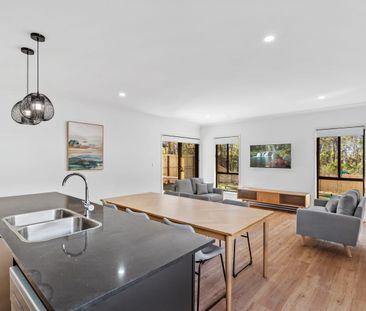 2/135 Pierro Pl, Logan Reserve, Qld 4133 - Photo 6