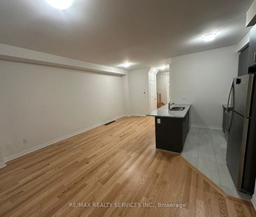 For Lease - 93 Air Dancer Crescent, Oshawa, Ontario - Photo 1