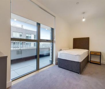 3 bedroom apartment to rent - Photo 6