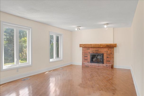 For Lease - 26 Cynthia Crescent, Richmond Hill, Ontario - Photo 1