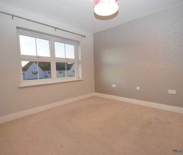 3 bedroom property to rent in Addlestone - Photo 4