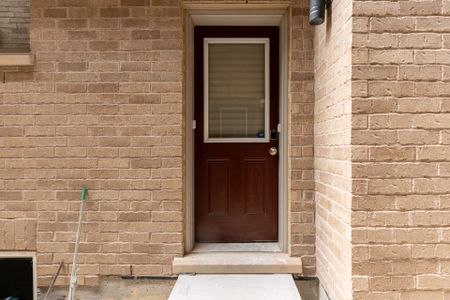 For Lease - 16 Dancing Waters Road Unit# Bsmt, Brampton, Ontario - Photo 3