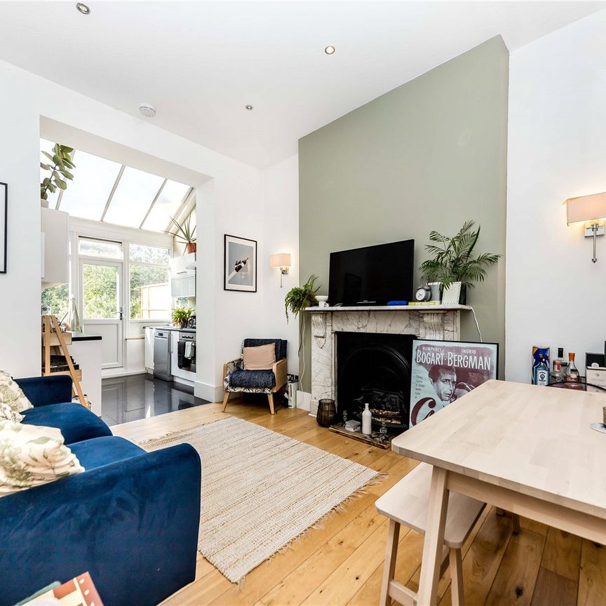 Batoum Gardens, W6, London - Photo 1