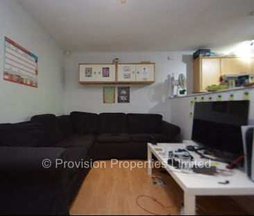 4 Bedroom to Rent Near Leeds University - Photo 2