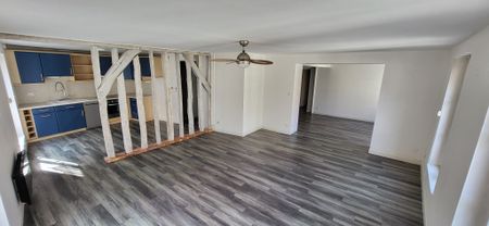 Location Appartement 3 pièces 94m² DIEPPE 76200 - Photo 3