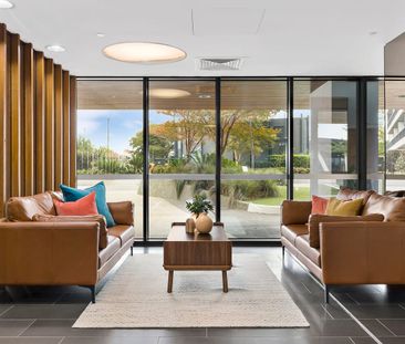 Stunning One-Bedroom Apartment - Photo 2