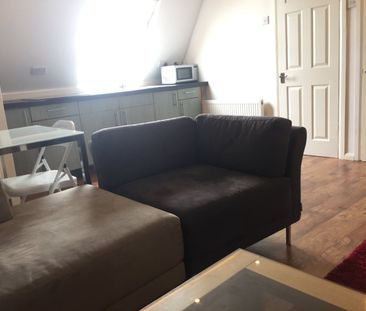 Studio Flat, The Ridgeway, NW9 - Photo 6