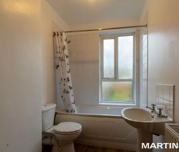 2 bedroom end of terrace house to rent - Photo 6