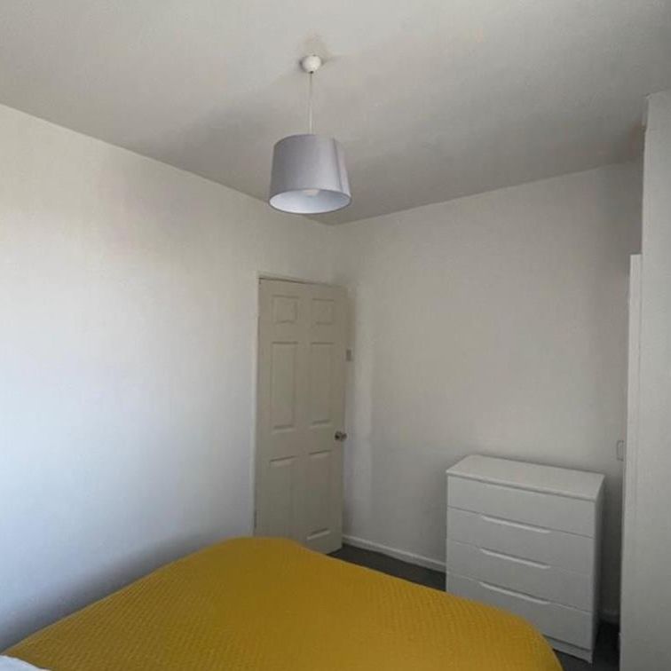 Room 4, Brade Drive, CV2 2BN - Photo 1