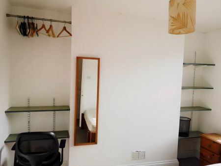 Bedroom 4 - Photo 3