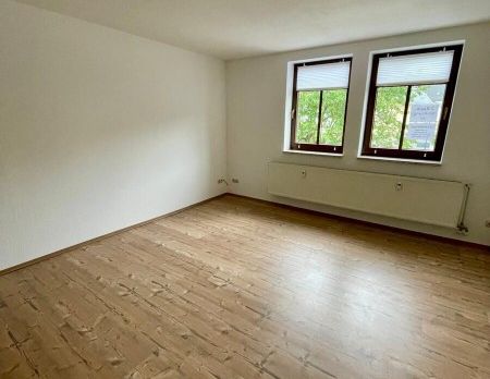 2-Raum Wohnung im Zentrum von Hartenstein! - Photo 1