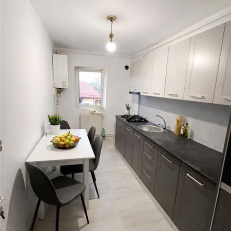 Apartament 3 camere, decomandat, cu 2 bai, etaj 1, Bartolome - Fotografie 3