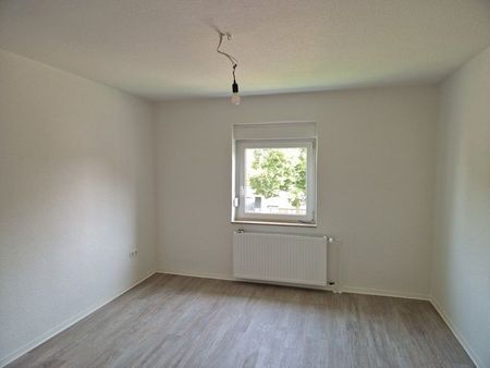 Ansprechende und interessante 3-Zimmer-Wohnung - Foto 4