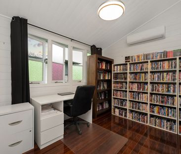 15 Norris Street, Hermit Park QLD 4812 - House For Rent | Domain - Photo 5