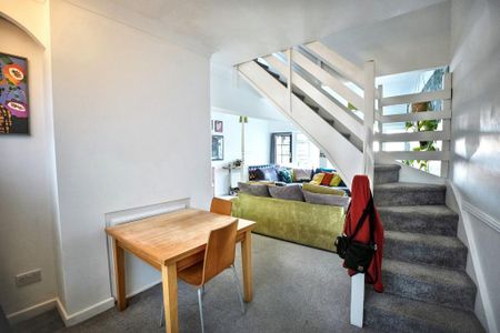 3 bedroom cottage to rent - Photo 2