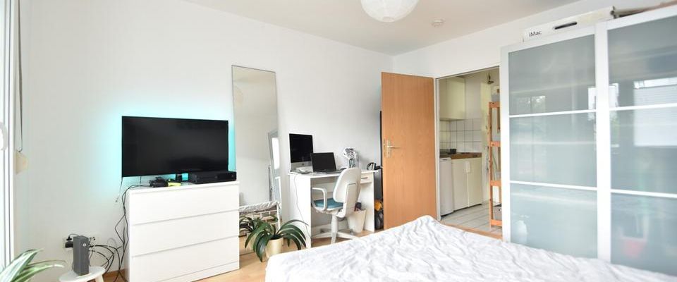 *Top-Wohnung in Top-Lage* Schöne, helle 1-Zimmer-Wohnung mit Balkon! - Photo 1