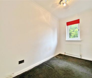 Benham Gardens, Hounslow, TW4 5JZ - Photo 3