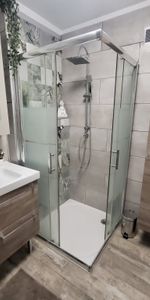 Location Appartement 5 pièces 94m² MARSEILLE 9ème - Photo 4