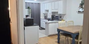 À Laval, un grand 4 1/2 à louer, disponible immédiatement - Photo 2