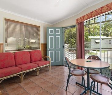 Gold Coast Short Term Rental, Hibiscus Chalet, Min 4 week stay, Ful... - Photo 1