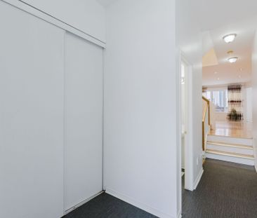 For Lease - 13 Villandry Street, Barrhaven, Ontario - Photo 5