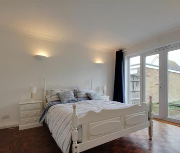 2 bedroom bungalow to rent - Photo 6