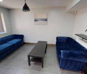 4 Hubert Road Selly Oak - Photo 1