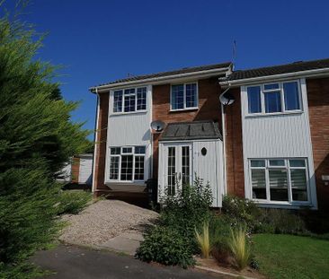2 bedroom end of terrace house to rent - Photo 3