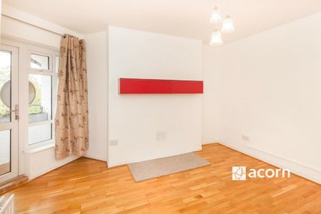 3 bedroom flat to rent - Photo 3
