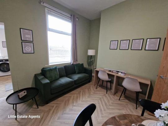 Property To Rent Cooper Street, St. Helens, WA10 | 1 Bedroom Apartment through Little Estate Agents - Photo 1