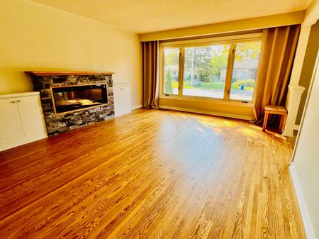 For Lease - 74 Devins Drive, Aurora, Ontario - Photo 3