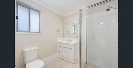 Neat and Tidy 4 Bedroom Home - Photo 2