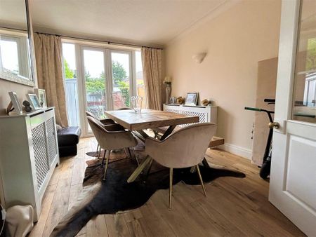 3 bedroom terraced house to rent - Photo 3