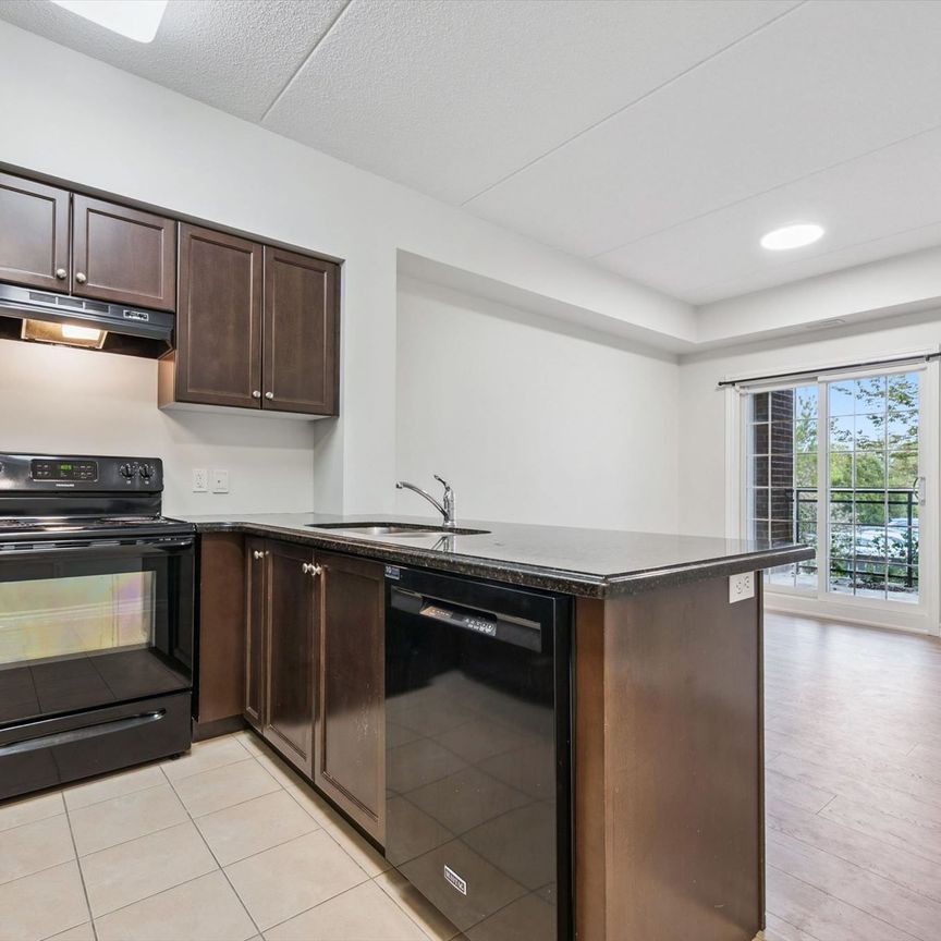 For Lease - 1440 Gordon Street Unit# 109, Guelph, Ontario - Photo 1