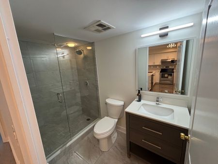 For Lease - 135 Pond Drive Unit# 1106, Markham, Ontario - Photo 3