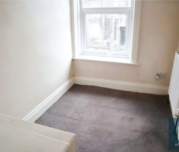 May Street, Crosland Moor, Huddersfield, HD4 - Photo 2