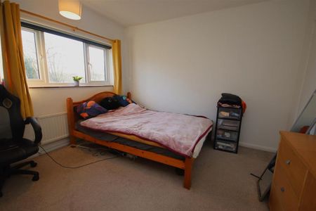 2 bedroom maisonette to rent - Photo 3