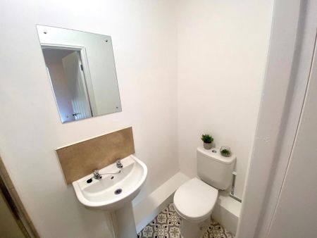4 bedroom house share to rent - Photo 5