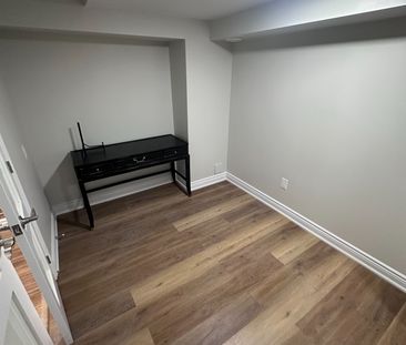 For Lease - 24 Aird Court Unit# Lower, Milton, Ontario - Photo 2